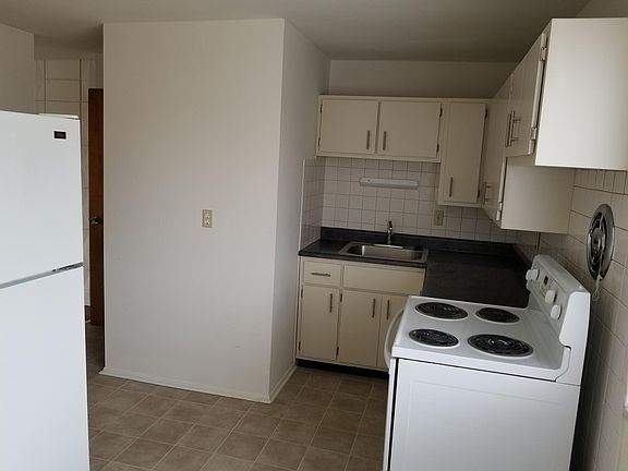 4th image of 4258 Lasata Dr
