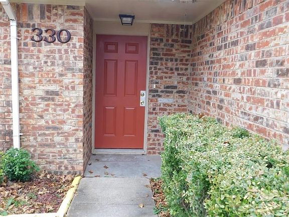 2nd image of 330 Linkcrest Dr