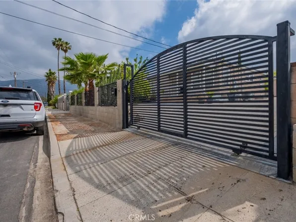 10404 Jardine Ave, Sunland, CA 91040