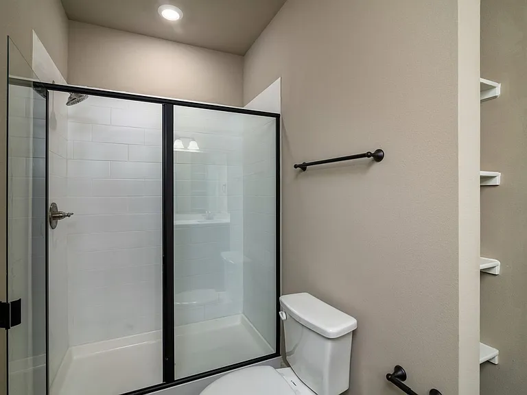 637 Fallow Dr — Photo 14