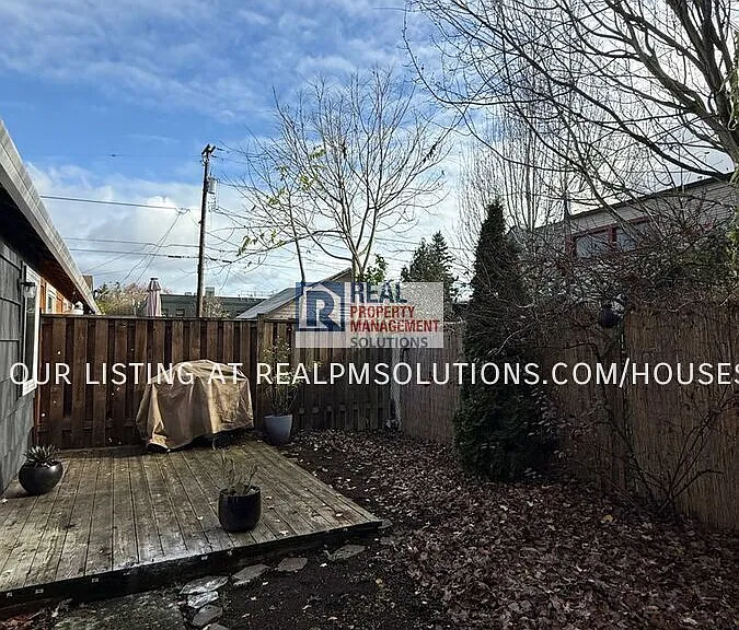 5025 NE 17th Ave — Photo 45