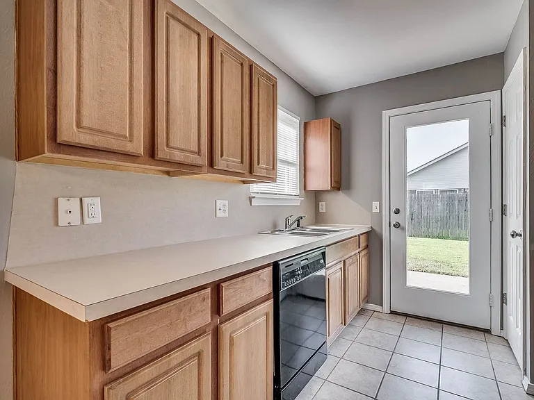 808 Ga Zump Dr — Photo 7