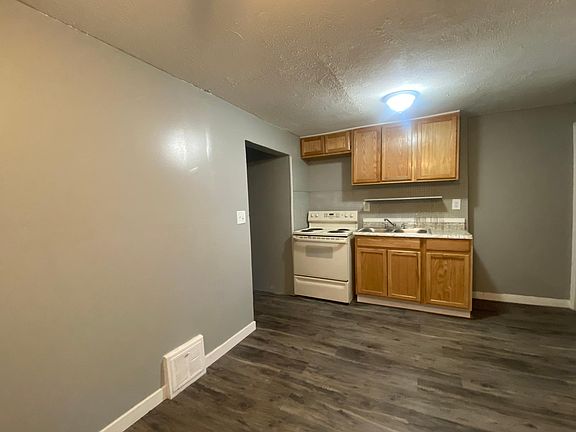 2nd image of 1509 E 256th St