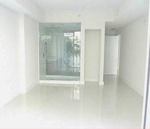 2nd image of 2020 N Bayshore Dr #315