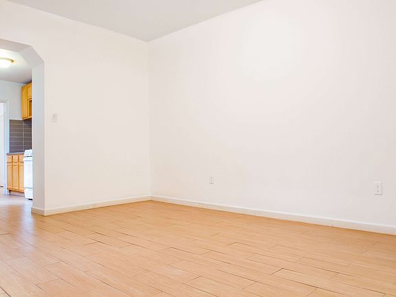3rd image of 248 E 111th St APT 4C