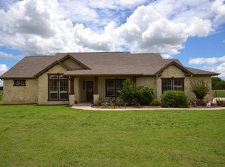 221 Sarahs Ln, Liberty Hill, TX 78642