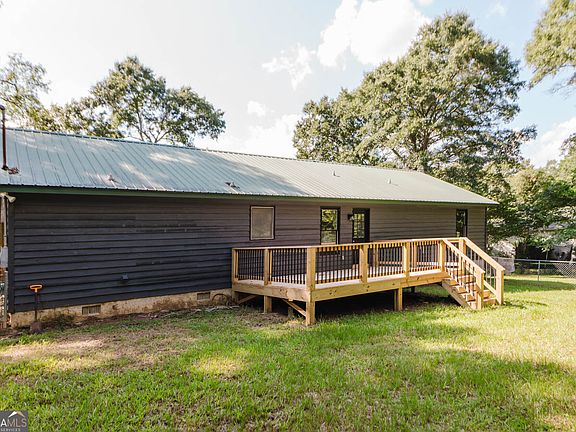 5th image of 109 Alpine Dr