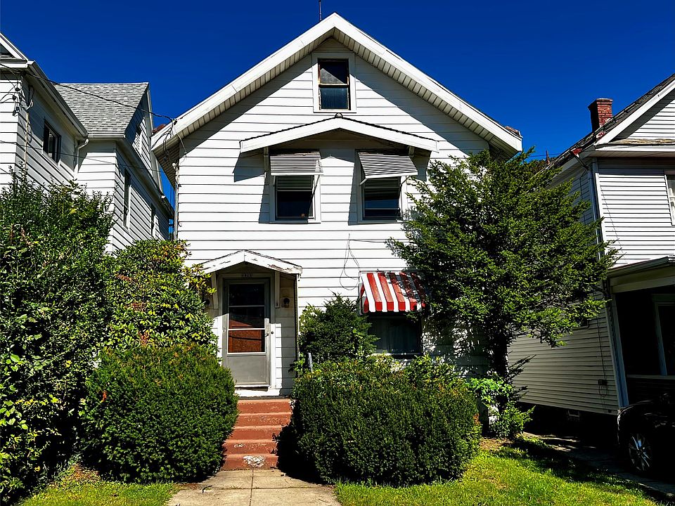 1st image of 2925 Cochran St