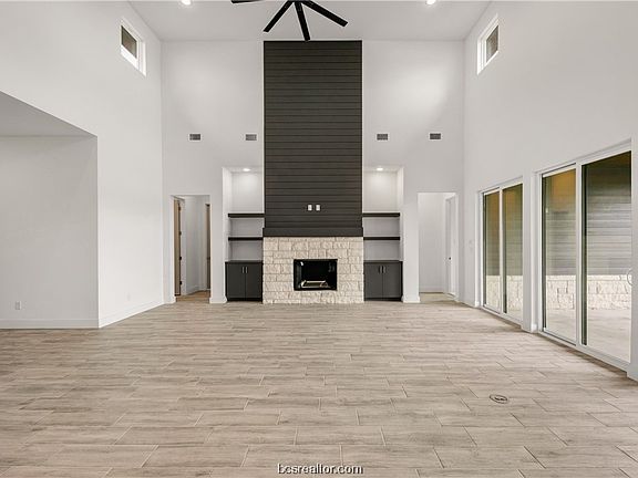 5th image of 4832 White Ash Ct