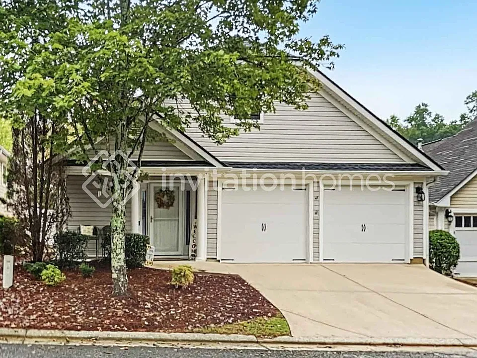 377 Highland Falls Dr
