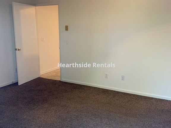 5th image of 712-22 E Patton Cir