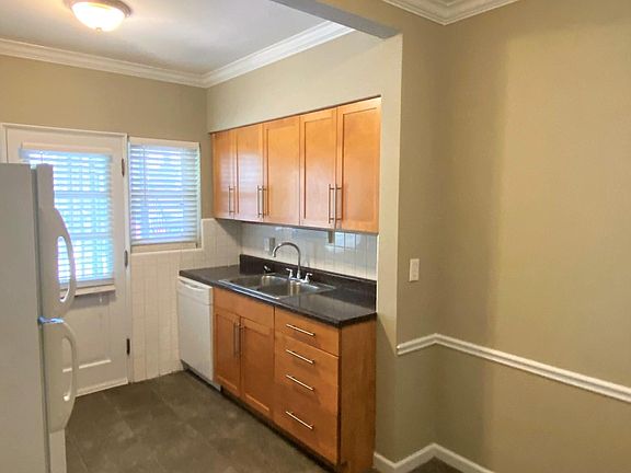 5th image of 7450 Delmar Blvd #1E