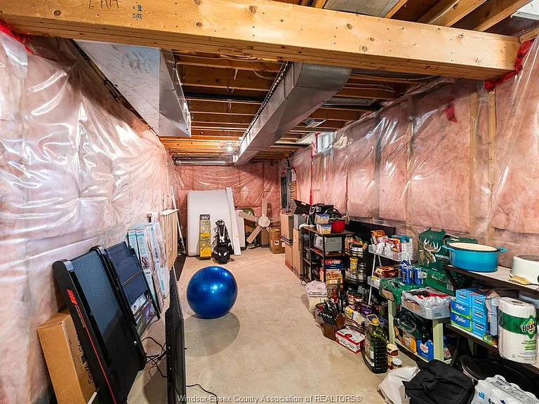 1376 Lakeview Ave — Photo 36