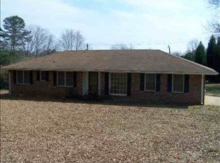 815 Shamrock Ln, Anderson, SC 29621