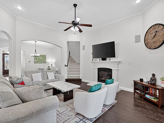 4th image of 10712 Marble Falls Pl
