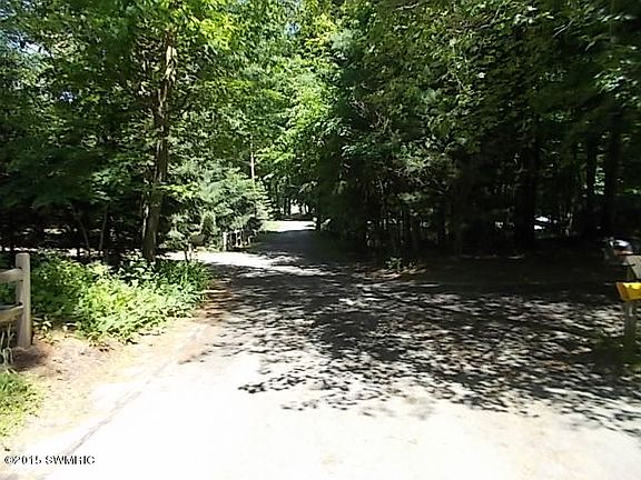 3rd image of 6833 E Carrigan Dr