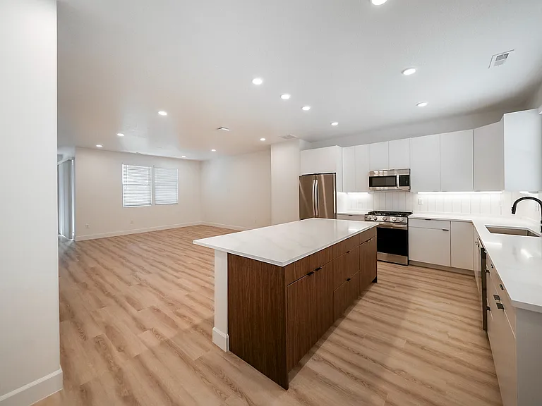 The Dendry Townhomes — Photo 31