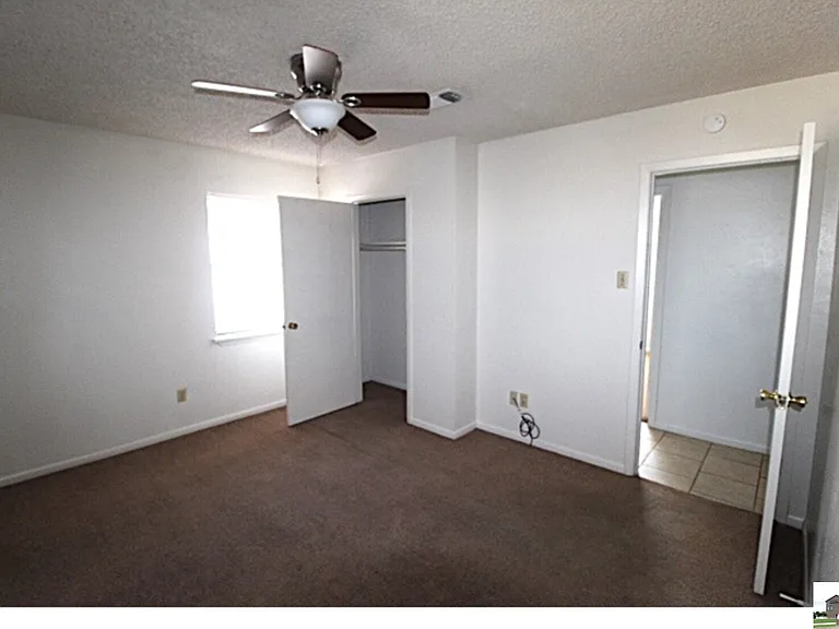 803 Michelle Dr — Photo 29