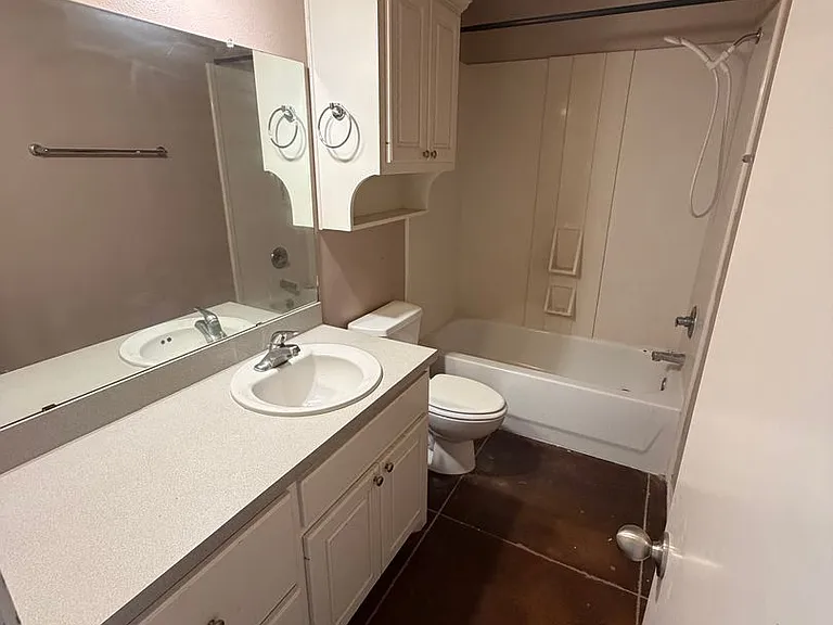 516 N Dover Ave — Photo 9