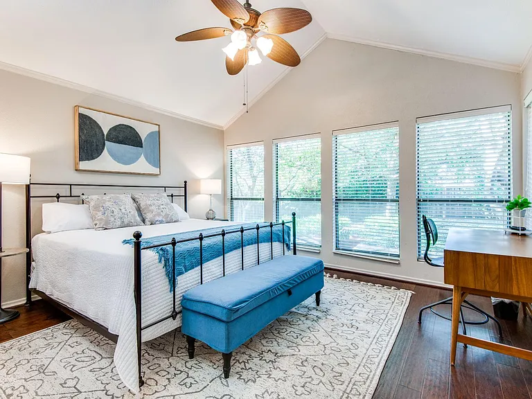 1624 Sutters Mill Dr — Photo 3
