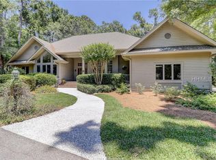 22 Gloucester Rd, Hilton Head Island, SC 29928