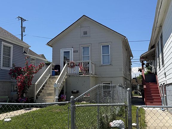 3rd image of 1711 S 15th PLACE