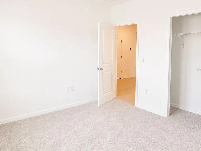 4434 Petunia St — Photo 6