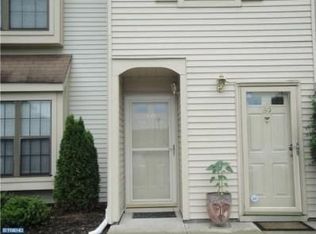 60 Wyndham Pl, Robbinsville, NJ 08691