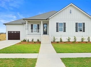 3845 Norwood Dr, Chalmette, LA 70043