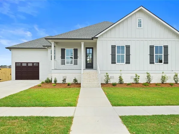 3845 Norwood Dr, Chalmette, LA 70043