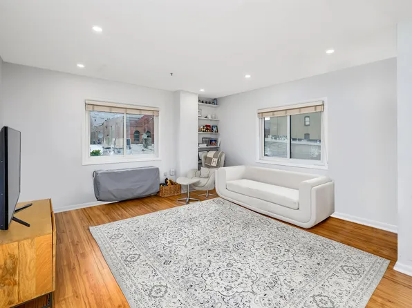 476 Monmouth Street image 1 of 15