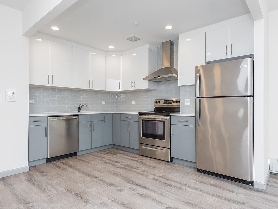 1st image of 14-45 31st Ave #4I