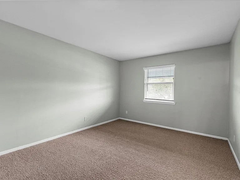 3501 Dayton Blvd — Photo 11