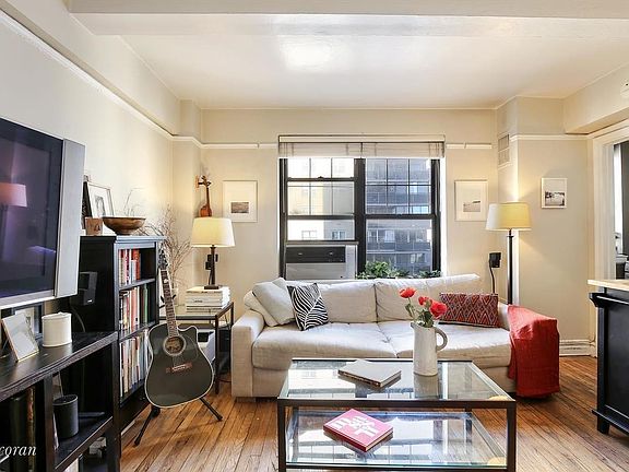 3rd image of 157 3rd Ave #11K