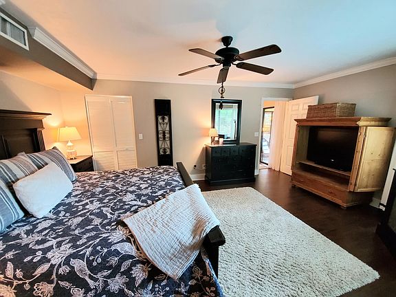 5th image of 592 Beachwalk Cir APT 106