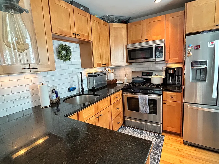 188 Bolton St #2 — Photo 1
