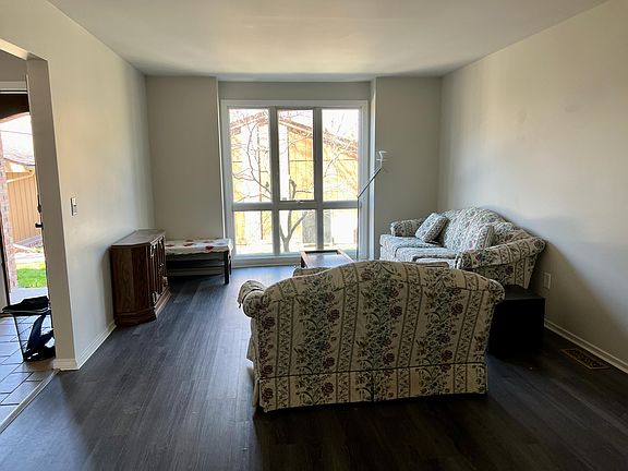 4th image of 748 Greenhills Dr