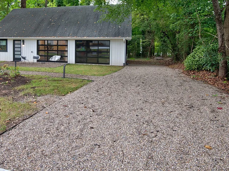 3945 Rockfern Rd #B — Photo 24