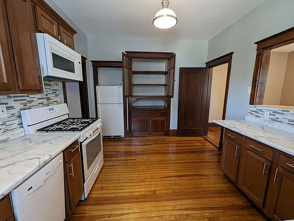2nd image of 4947 Arsenal St APT 1W