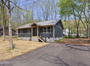 501 Hillcrest St, Clinton, TN 37716