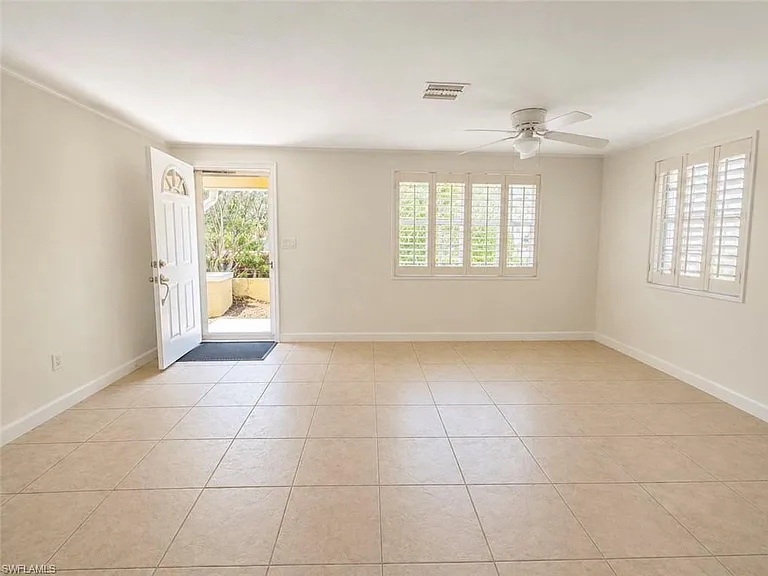 4938 West Blvd #9 — Photo 5