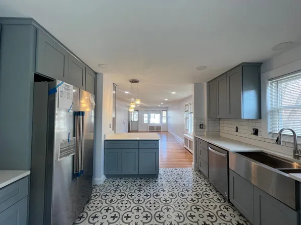 63 Hawthorne St, Belmont, MA 02478