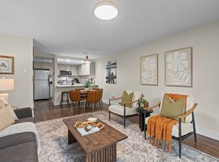 8800 20th Ave NE APT B208, Seattle, WA 98115