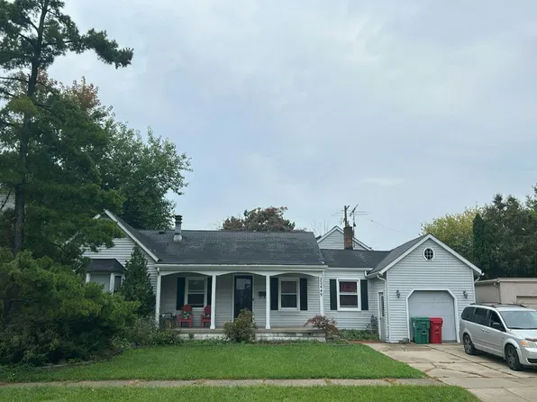 22449 Marine Ave, Eastpointe, MI 48021