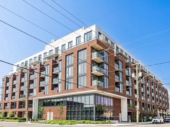 201 Brock St S #418, Whitby, ON L1N 4K2