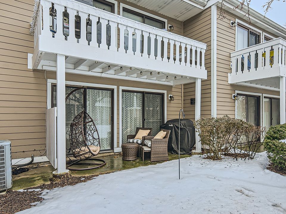 2nd image of 312 Silverwood Ct C1 #C1