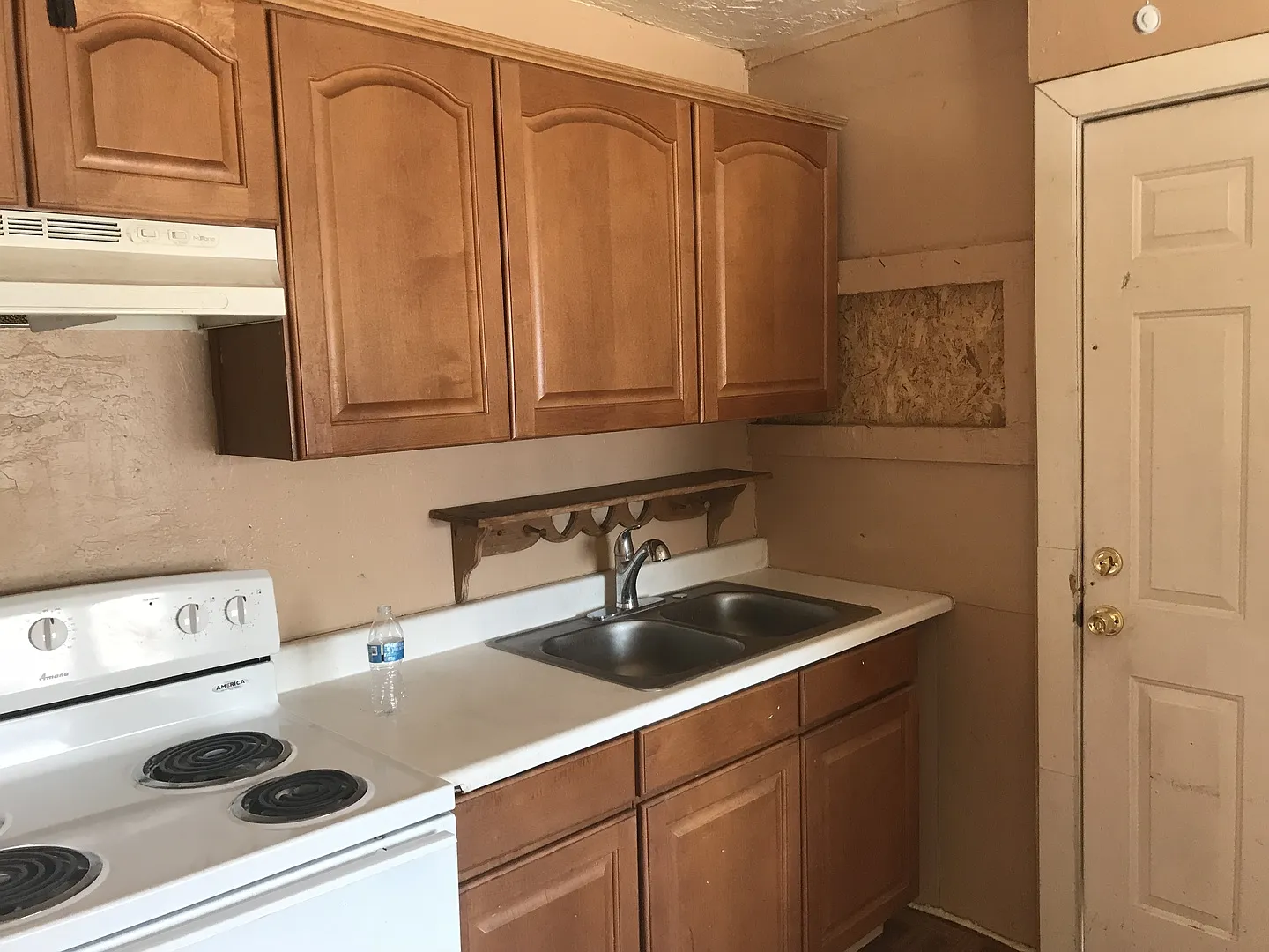 Phoenix 1 Bedroom Unit — Photo 3