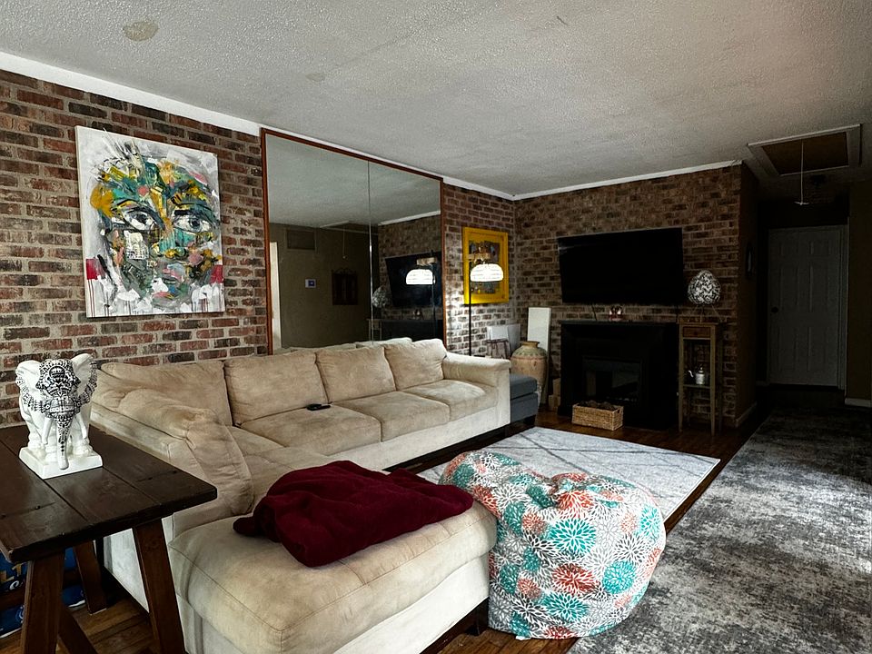 1st image of 25440 Craft Ave Floor 2