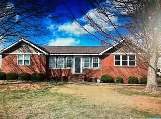 14641 Quinn Rd, Athens, AL 35611