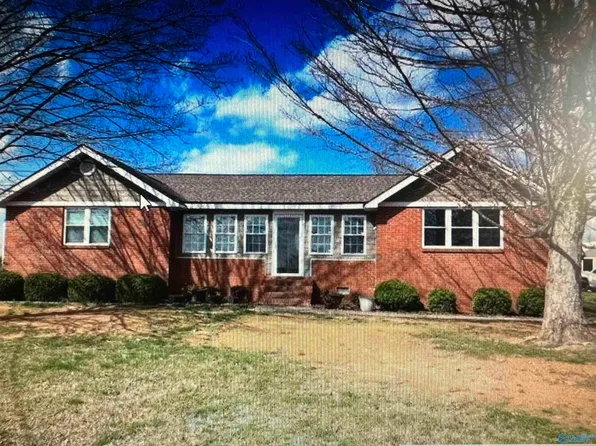 14641 Quinn Rd, Athens, AL 35611